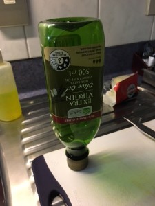 オリーブオイルも１瓶使い切りました!